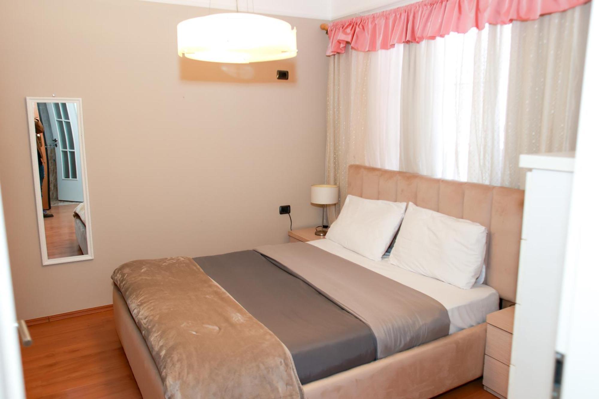 Cherry Apartment Tirana Exterior photo